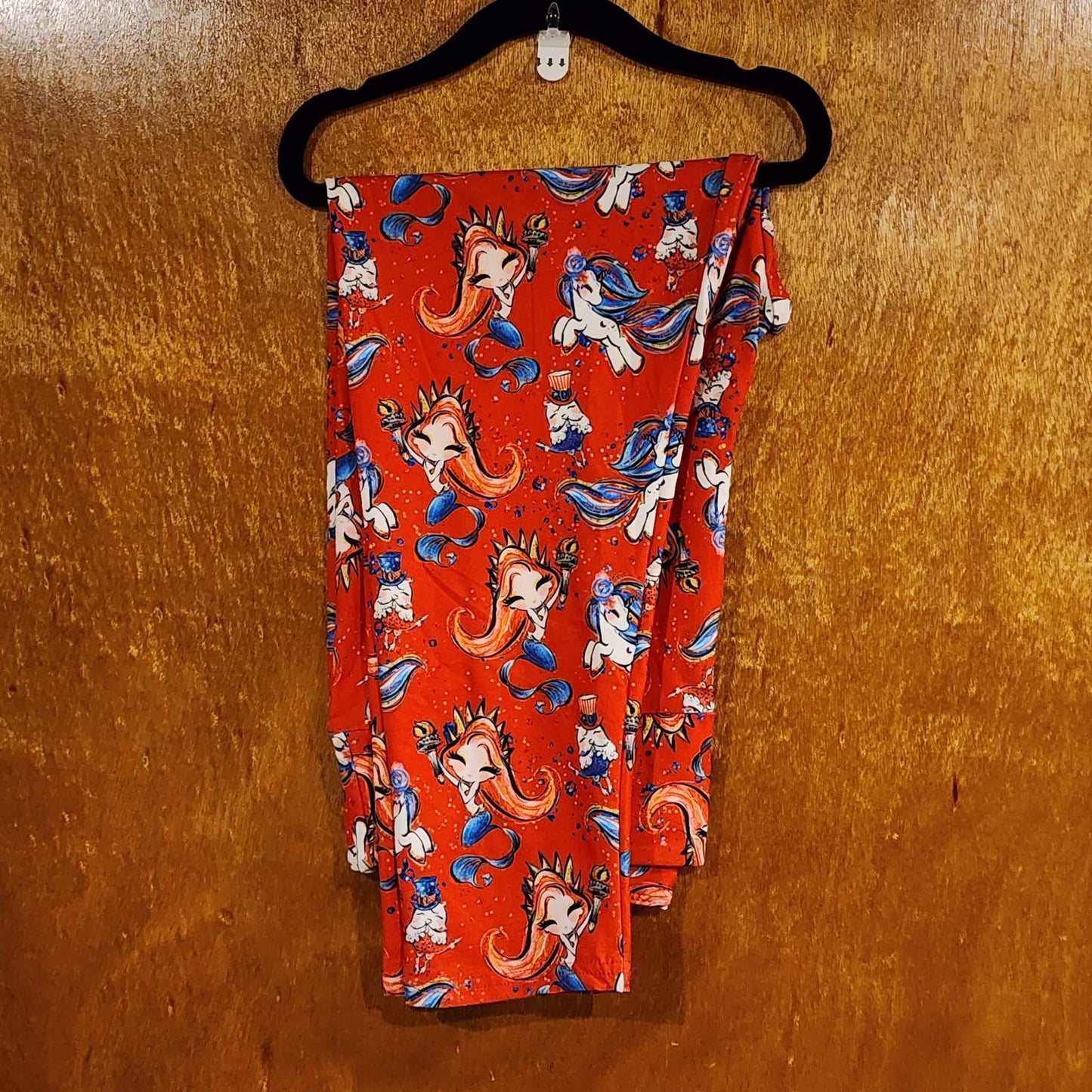 Crown Mermaid Patriotic Capri Leggings (HA/MC)