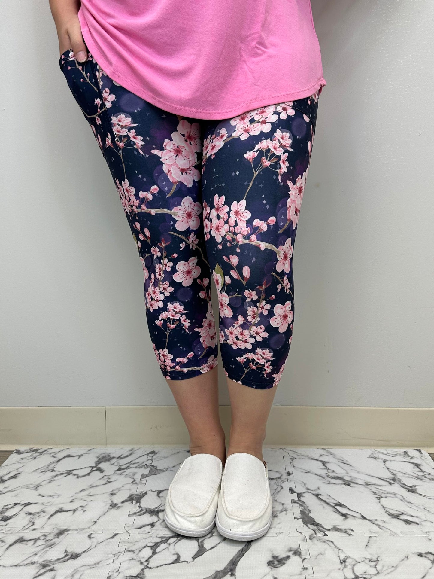 Cherry Blossom Capri Leggings with Pockets (TL)