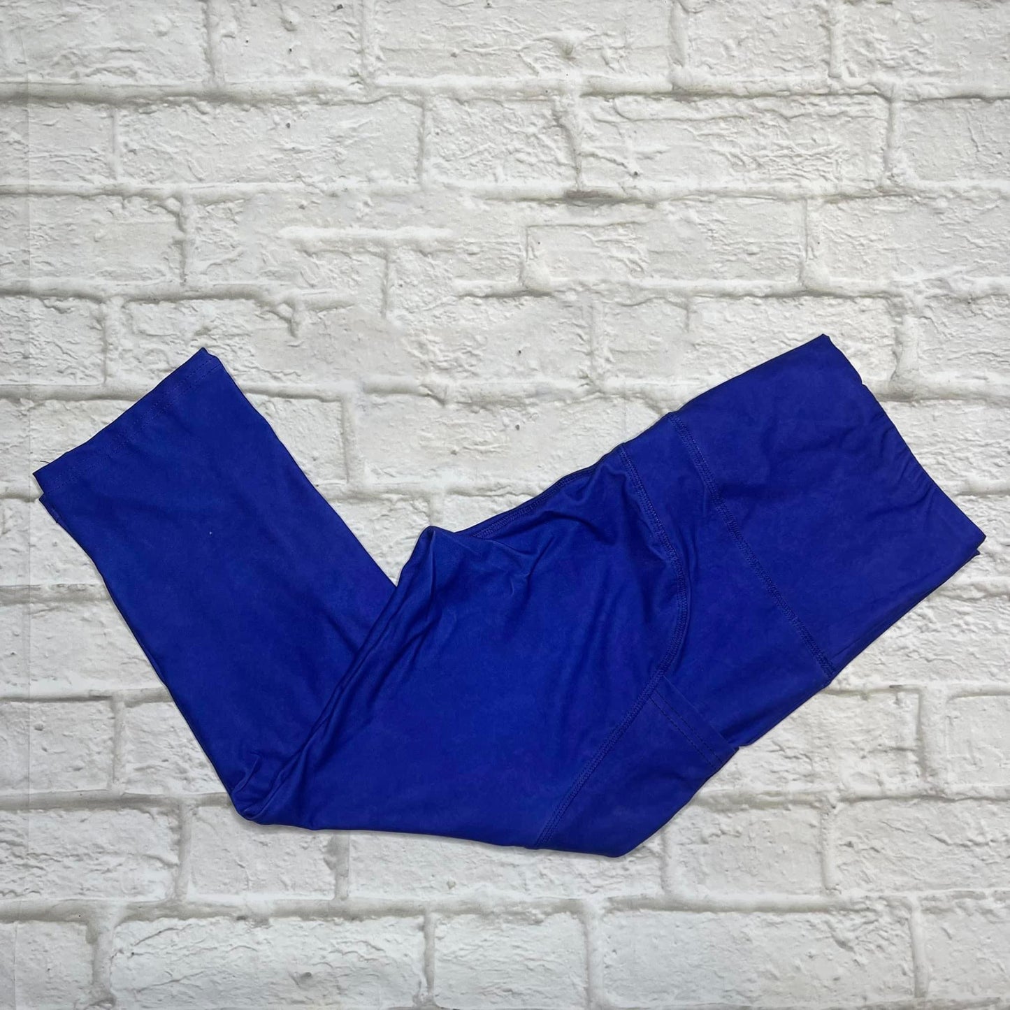 Solid Blue Sport Pocket Capri Leggings (TL)