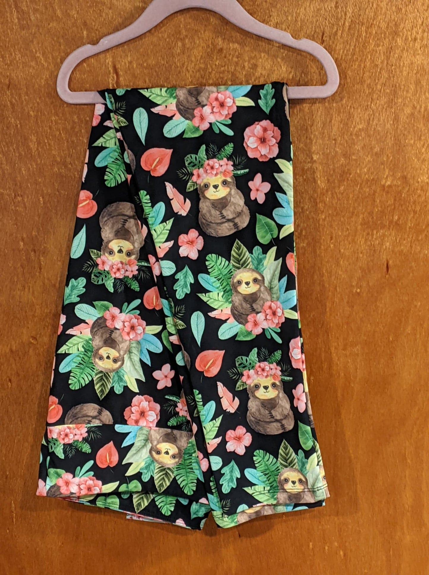 Aloha Sloth Leggings (AALM)