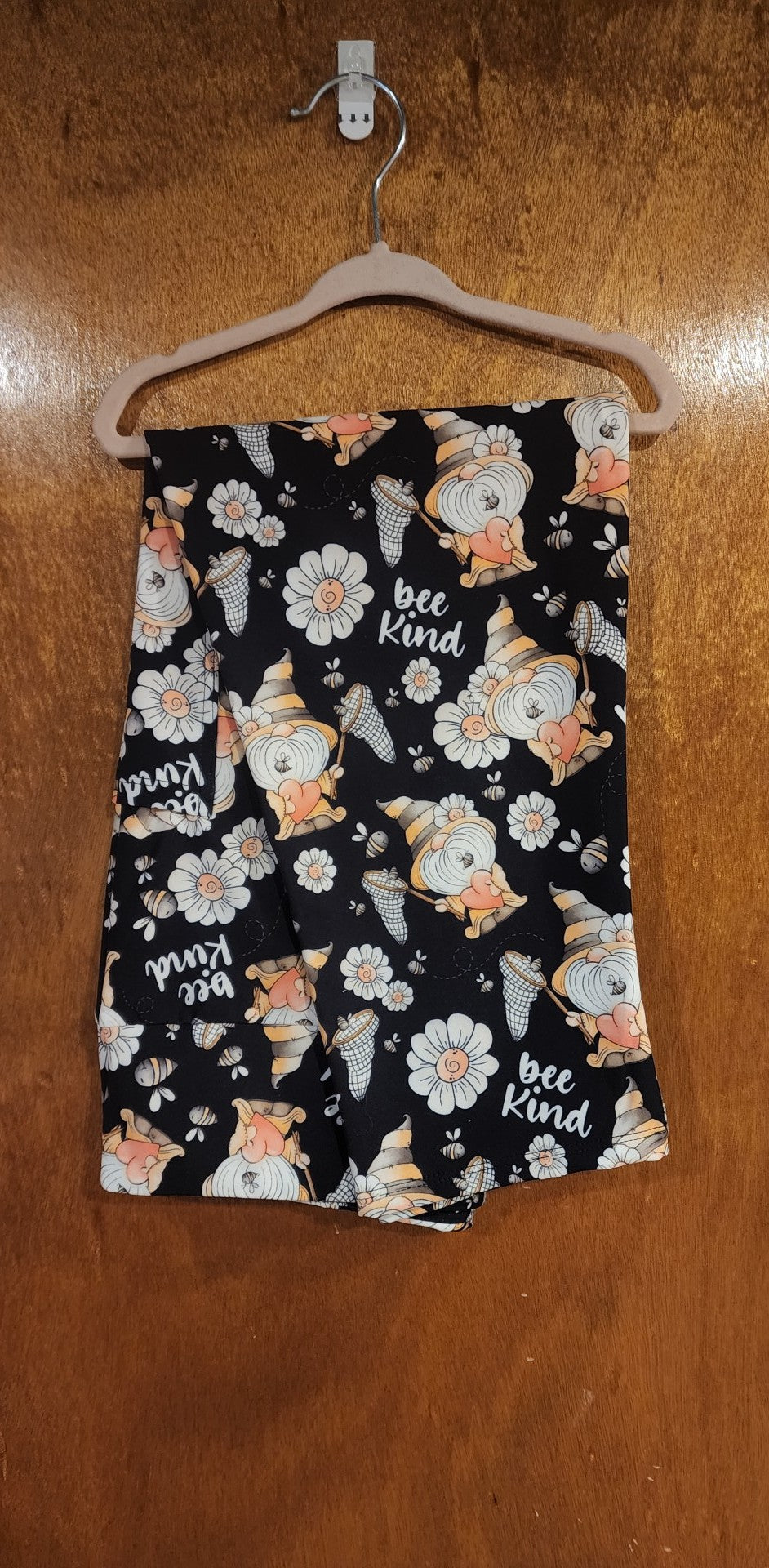 Bee Kind Gnomes Capri Leggings with Pockets (TDL)