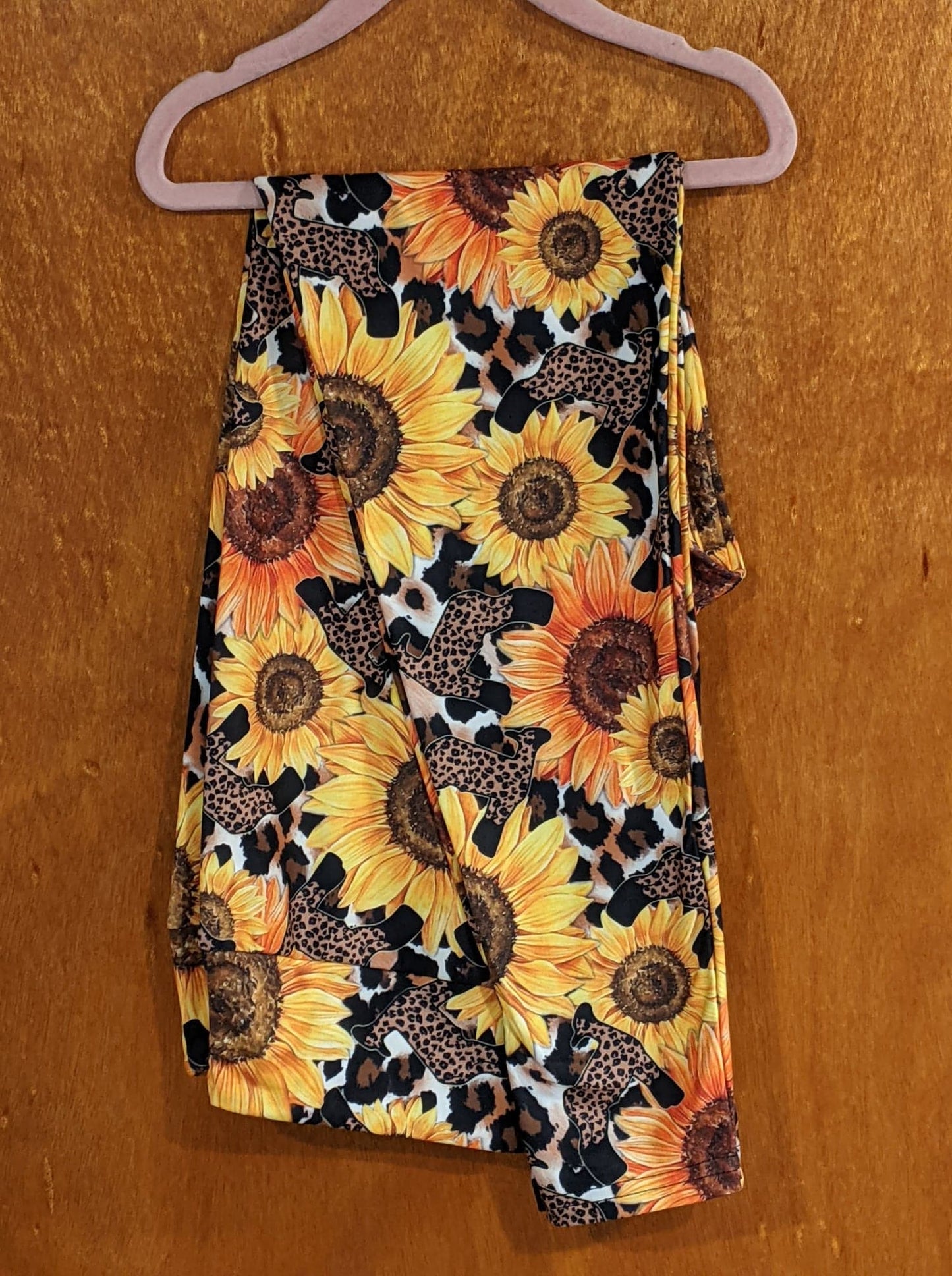 Cheetah Lambs in the Sunflowers Leggings (TDL)
