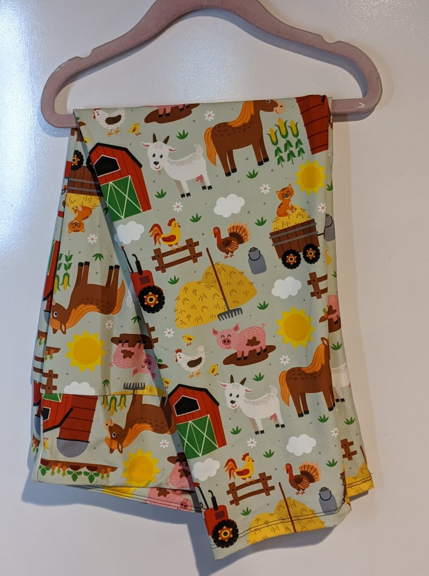 Farm Life Capri Leggings (AALM)