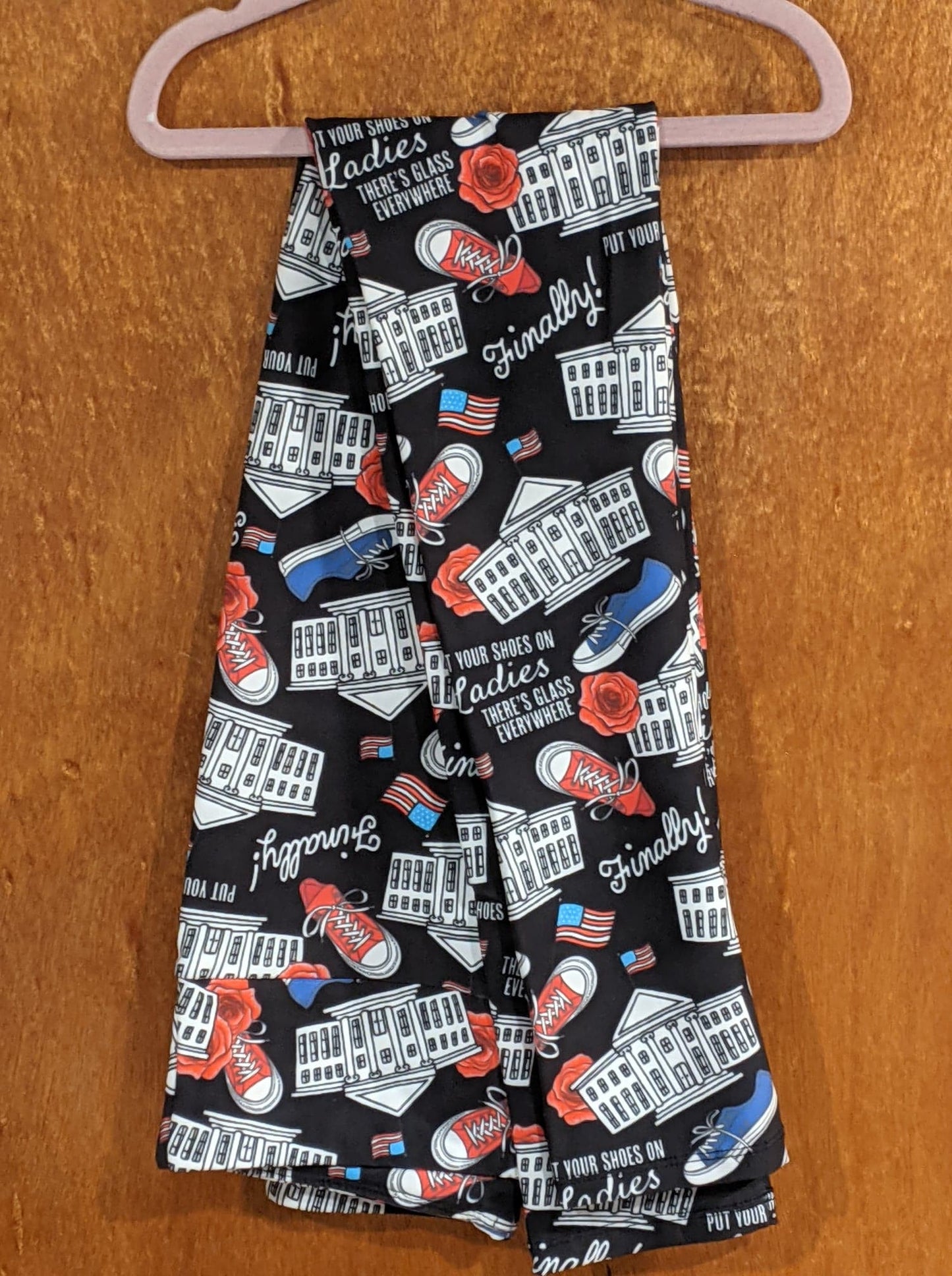 Glass Everywhere Leggings (TDL)