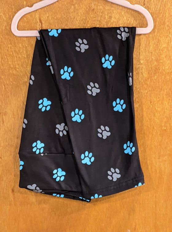 Gray & Teal Paws Capri Leggings (G Designs)