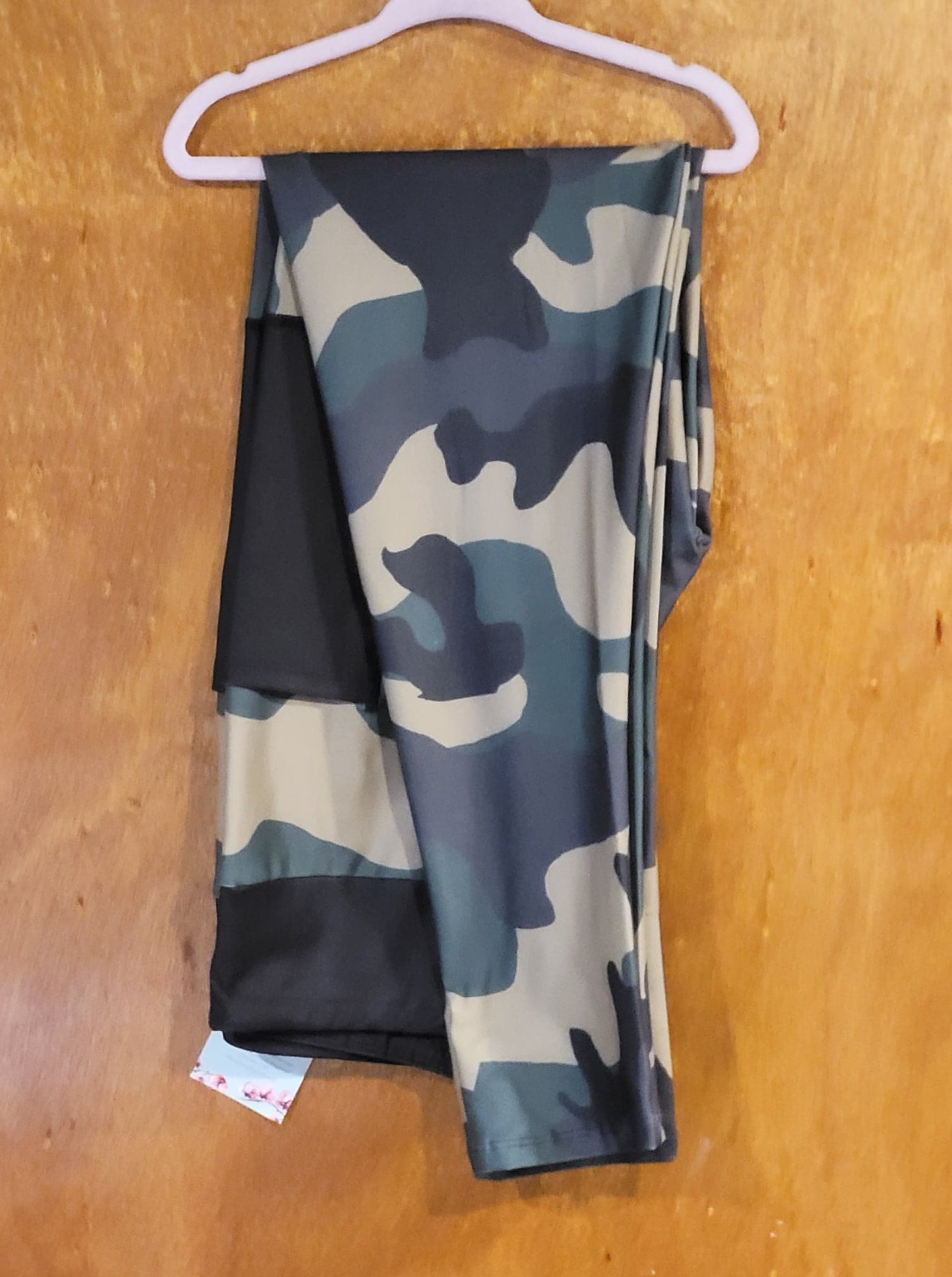 Green Camo Leggings with Pockets (SB)