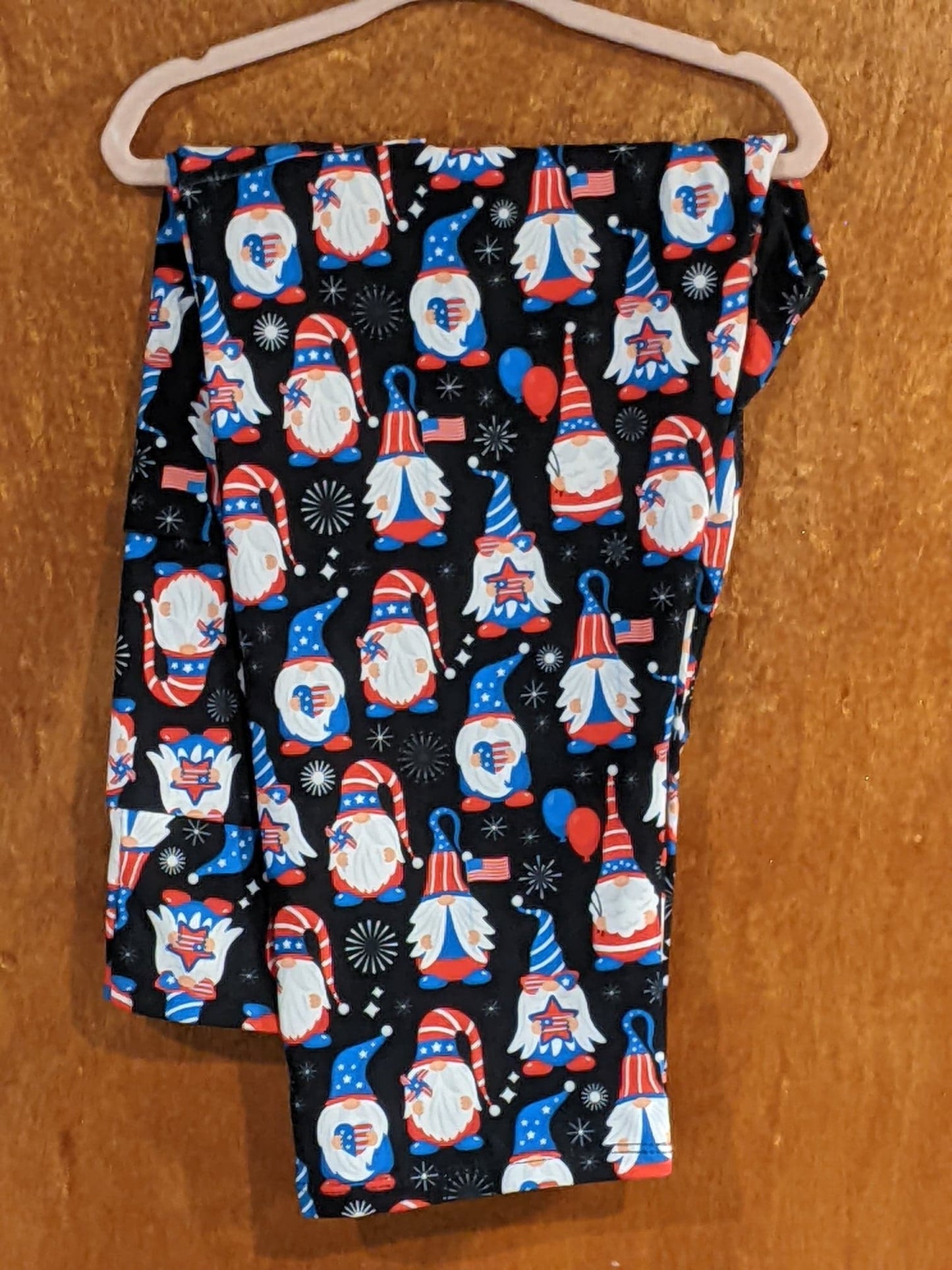 Patriotic Capri Leggings with Pockets (ARB)