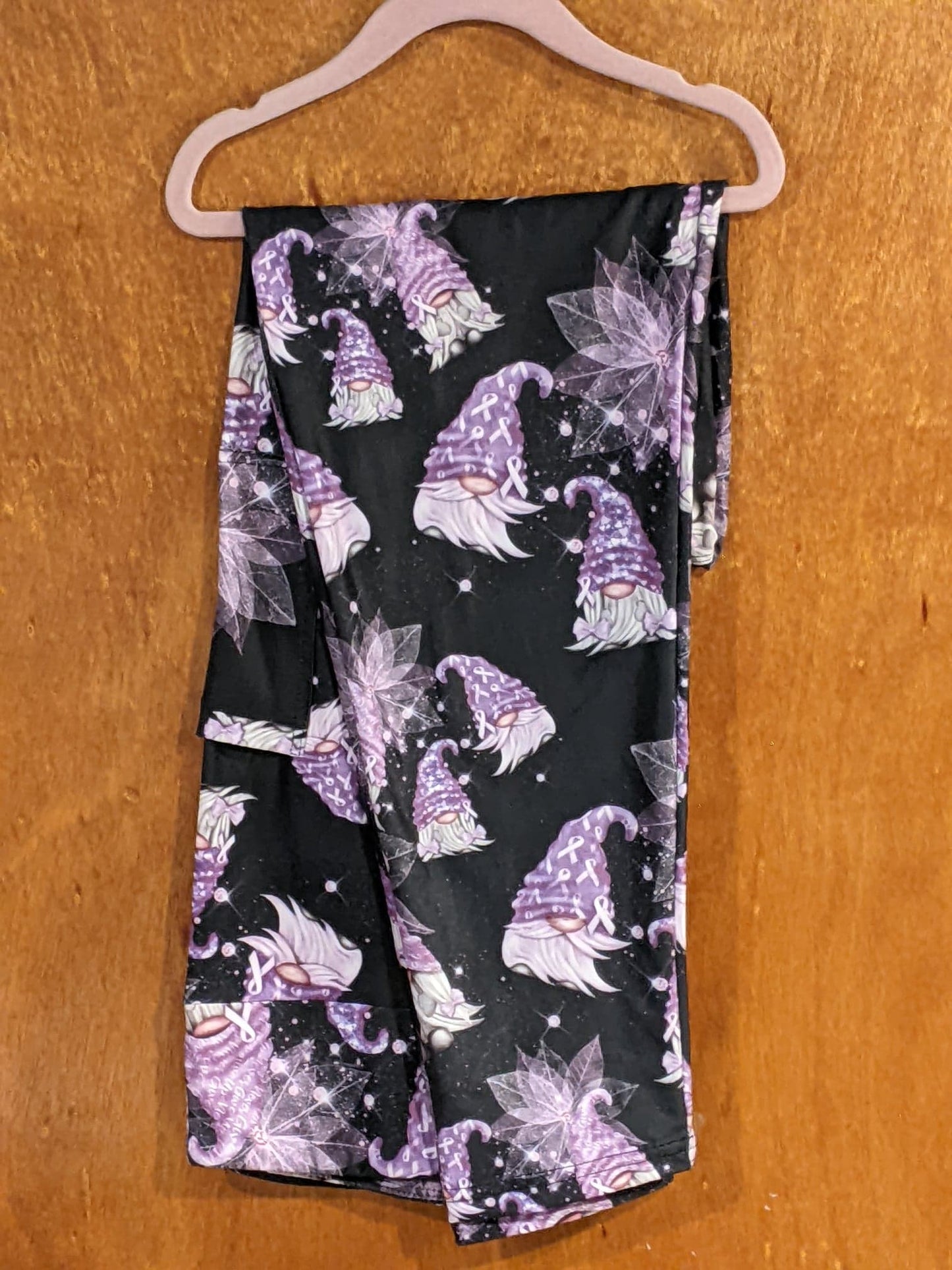 Purple Awareness Gnomes Leggings with Pockets (BFW)