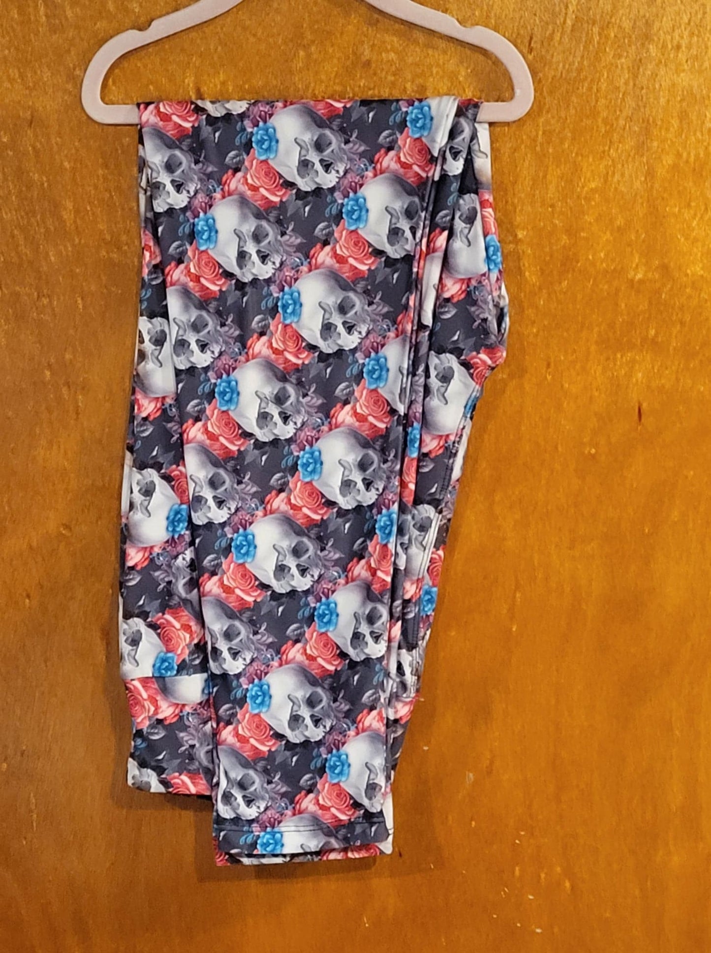 Skull with Pink Floral Leggings (SB)