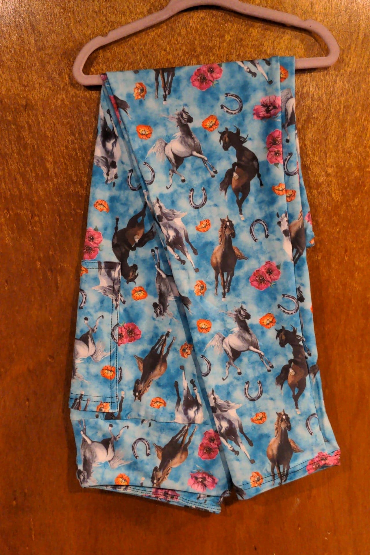 Stunning Stallions Leggings with Pockets (AR)
