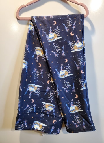 Winter Cabin Leggings (LL)
