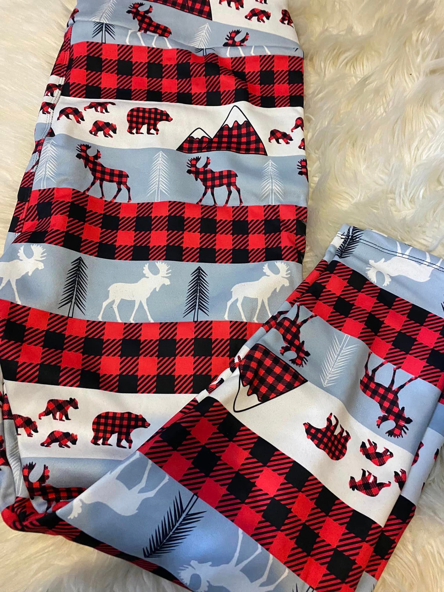 Buffalo Plaid Fleece Lined Leggings with Pockets (SLB)