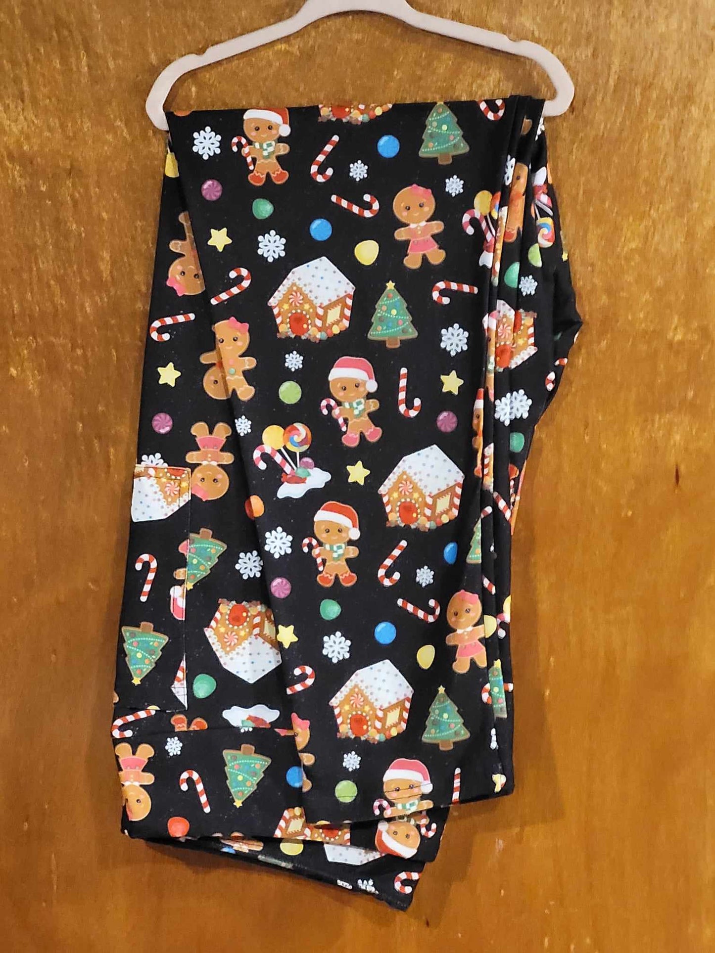 Gingerbread Christmas Leggings with Pockets (AR)