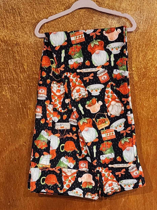 Strawberry Gnomes Leggings with Pockets (AR)