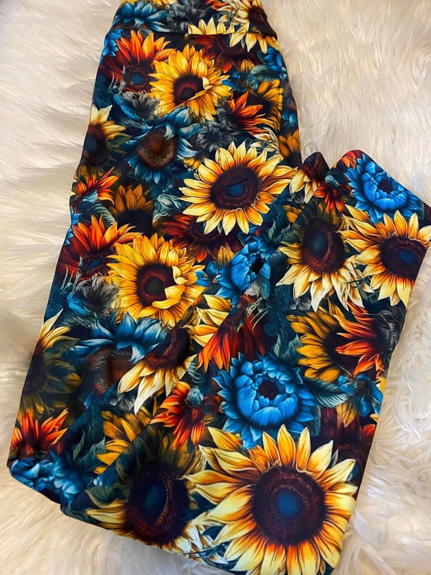 Sunflowers Fleece Lined Leggings with Pockets (SLB)