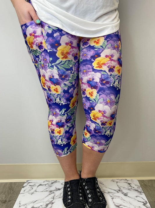 Watercolor Pansy Capri Leggings with Pockets (TL)