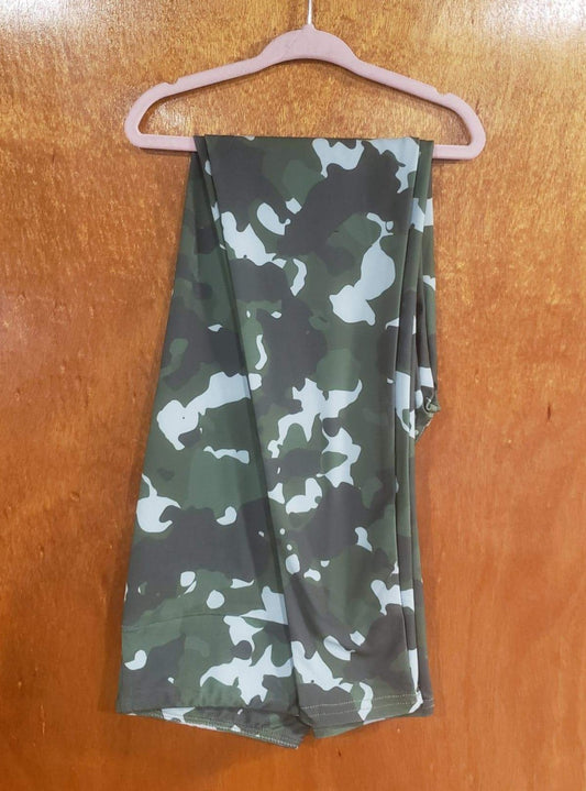 Green Camo Leggings (PSW)