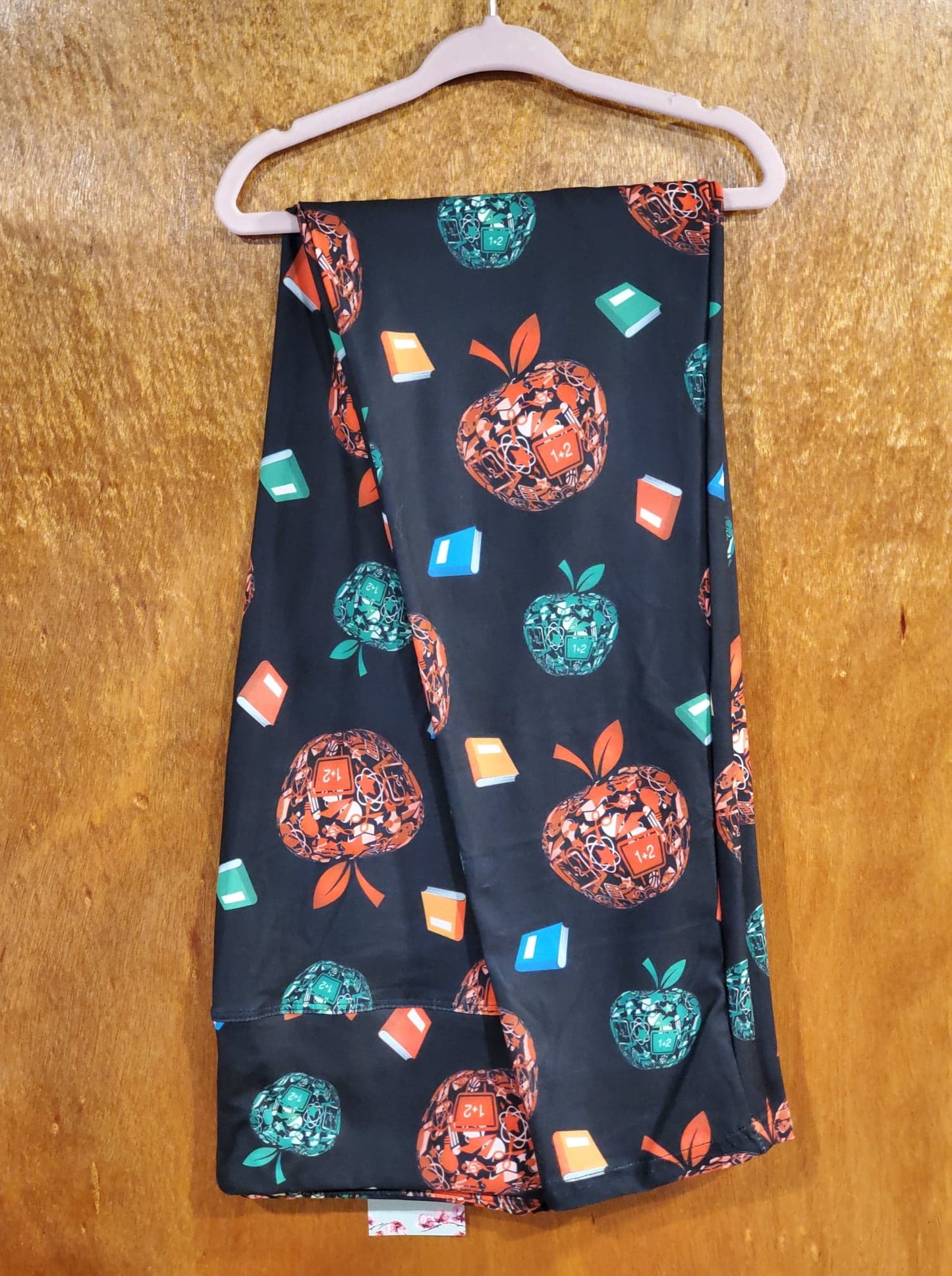 Apples for the Teacher Leggings (GD)