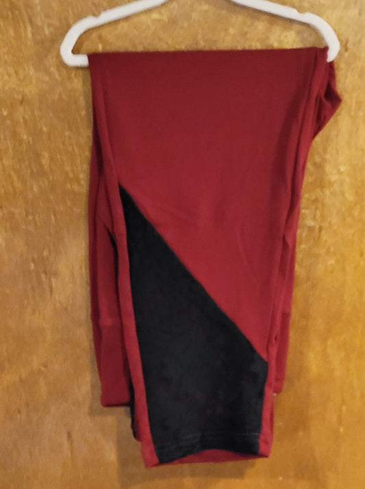 Burgundy Lace Panel Capri with Pockets (BFW)