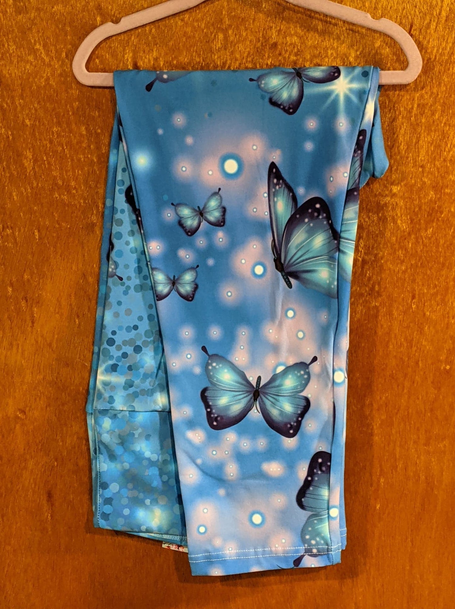 Butterfly Crystals Capri (LEB)