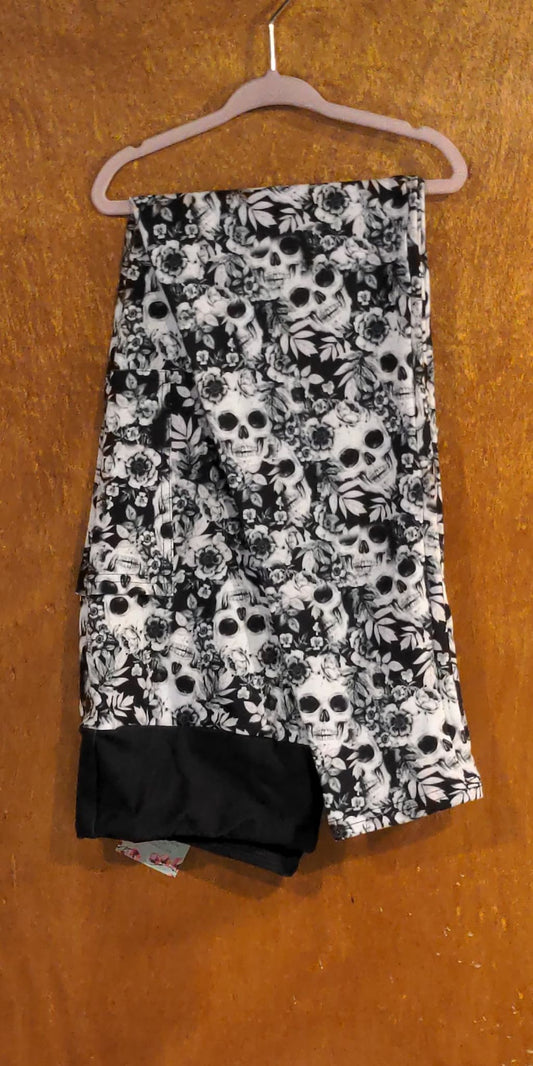 Floral Skulls Leggings with Pockets (GC)