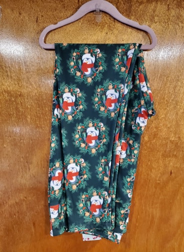 Penguin Wreath Leggings (HKL)