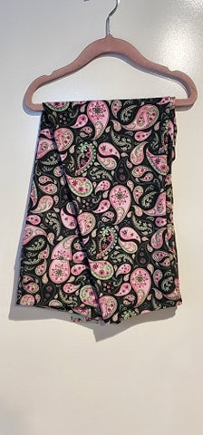 Pink Paisley Capri (2E)