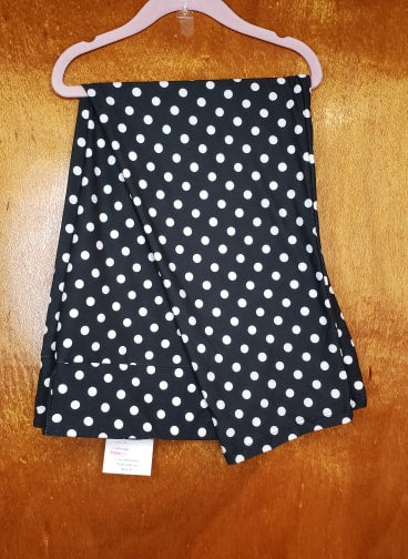 Black with White Polka Dots Capri (KC)