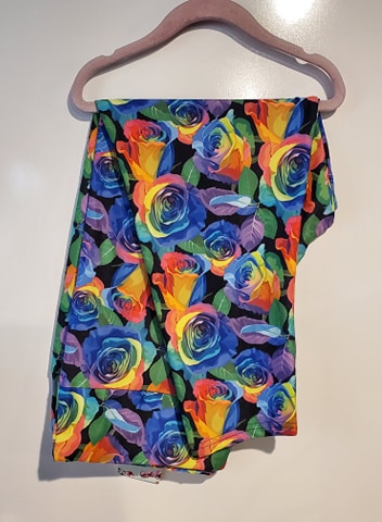 Rainbow Roses Capri (AR)