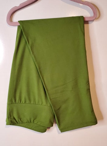 Solid Olive Leggings/Capri (KC)