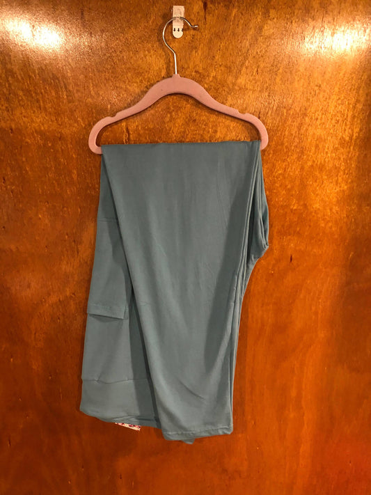 Solid Teal Leggings with Pockets (MMP)