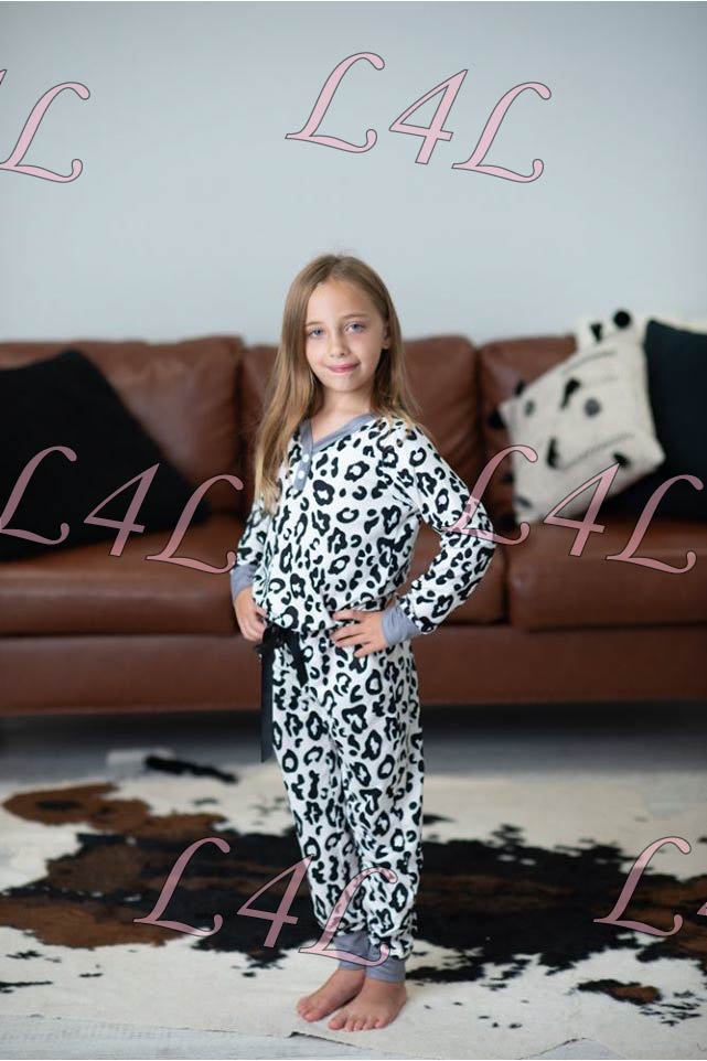 White Leopard Kids Pajama Sets (OBW)