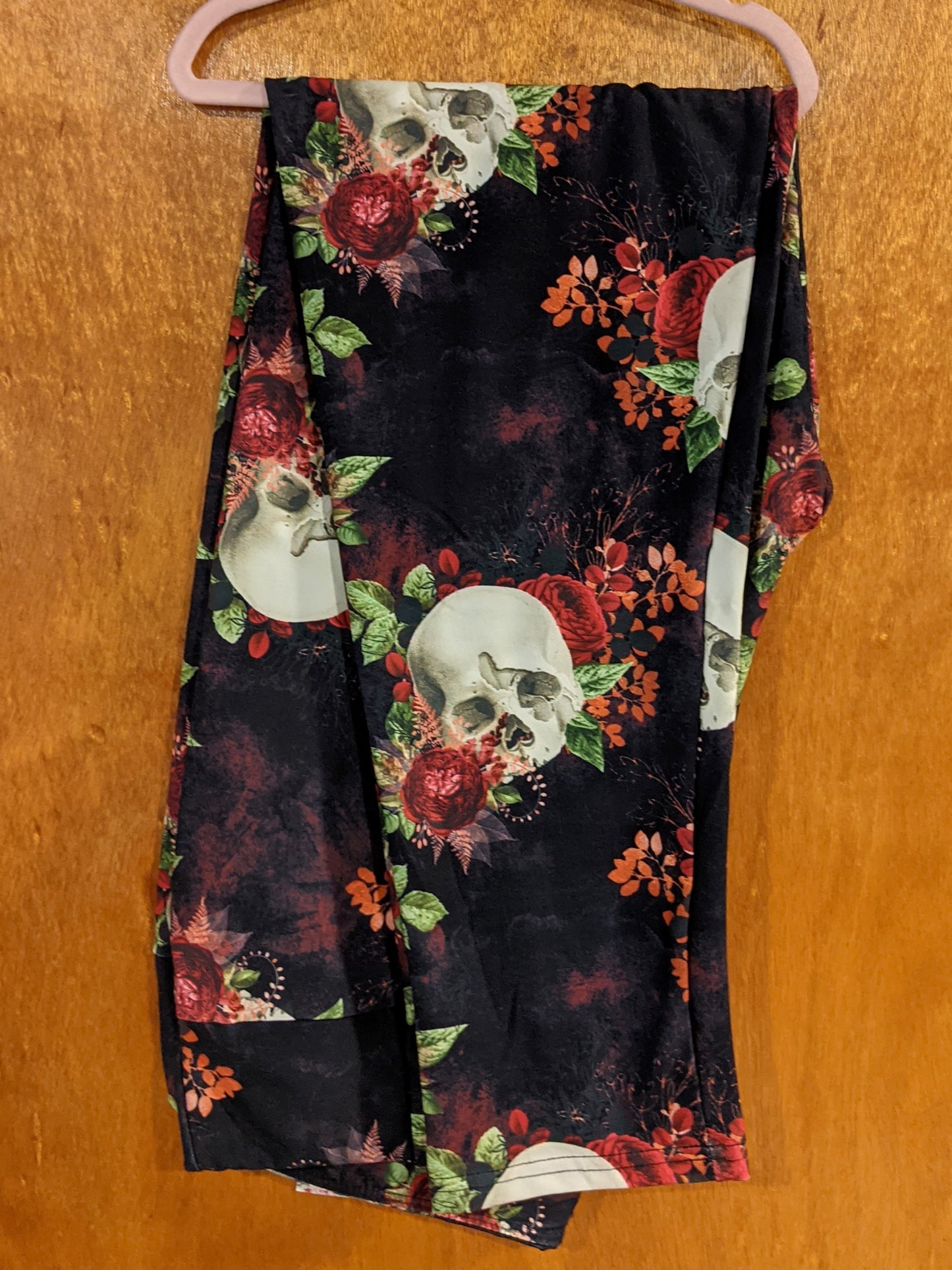 Wine Floral Skulls Leggings with Pockets (WW)